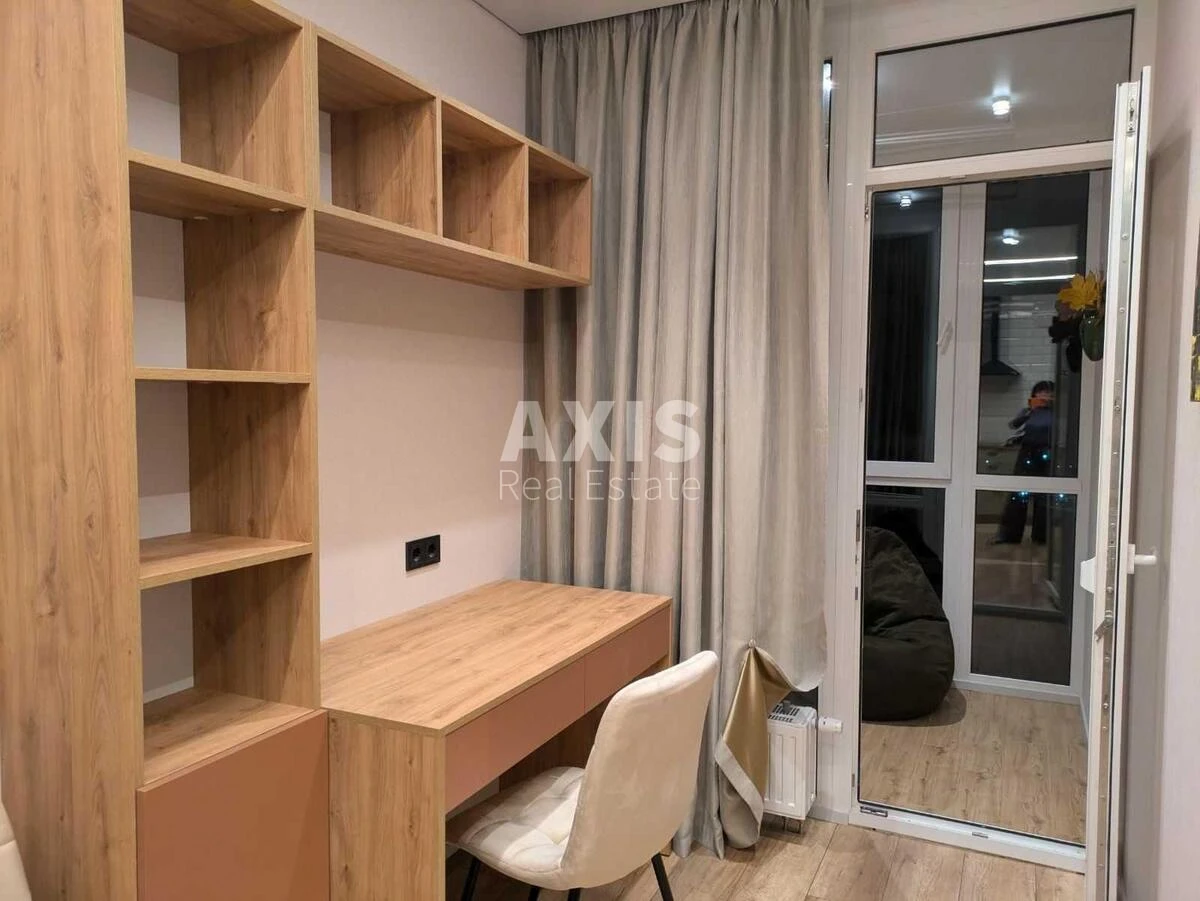 1k apartment vul. Grechka Marshala 40/12682094