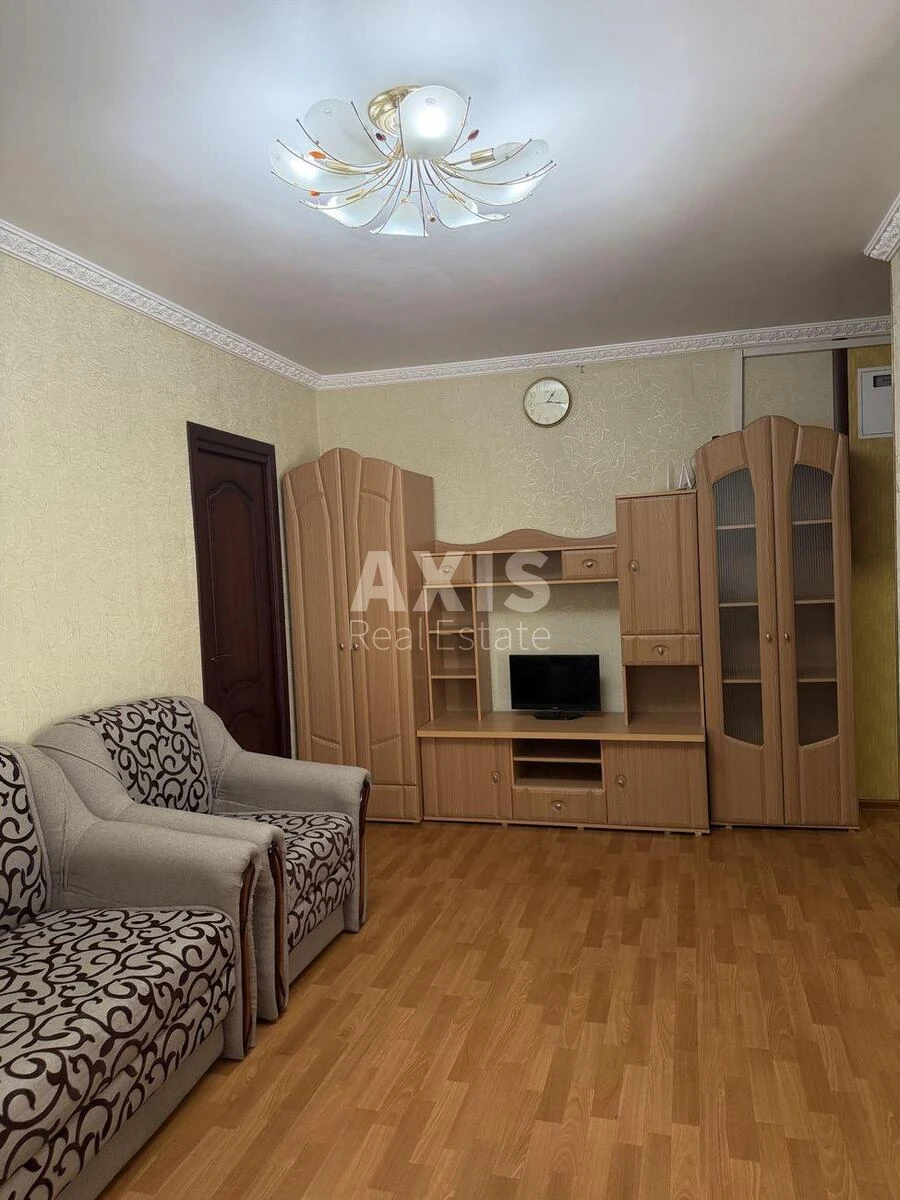2k apartment pr-t Sobornosti 12696524