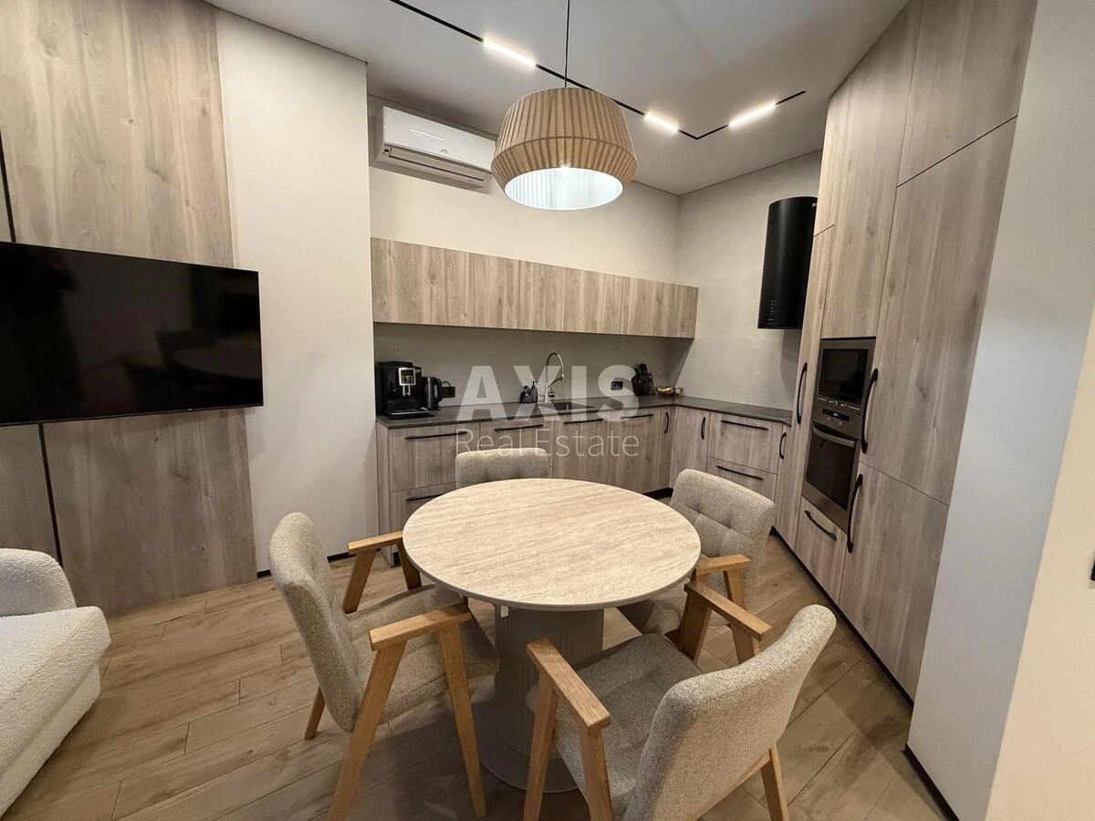 2k apartment vul. Vasylya Tyutyunnyka 37/1696730