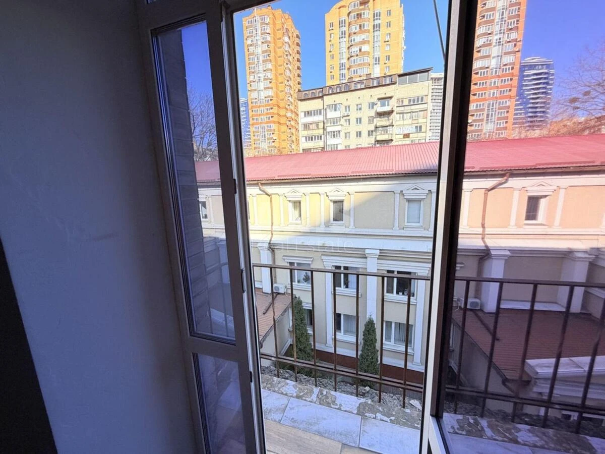 2k apartment vul. Vasylya Tyutyunnyka 13687494
