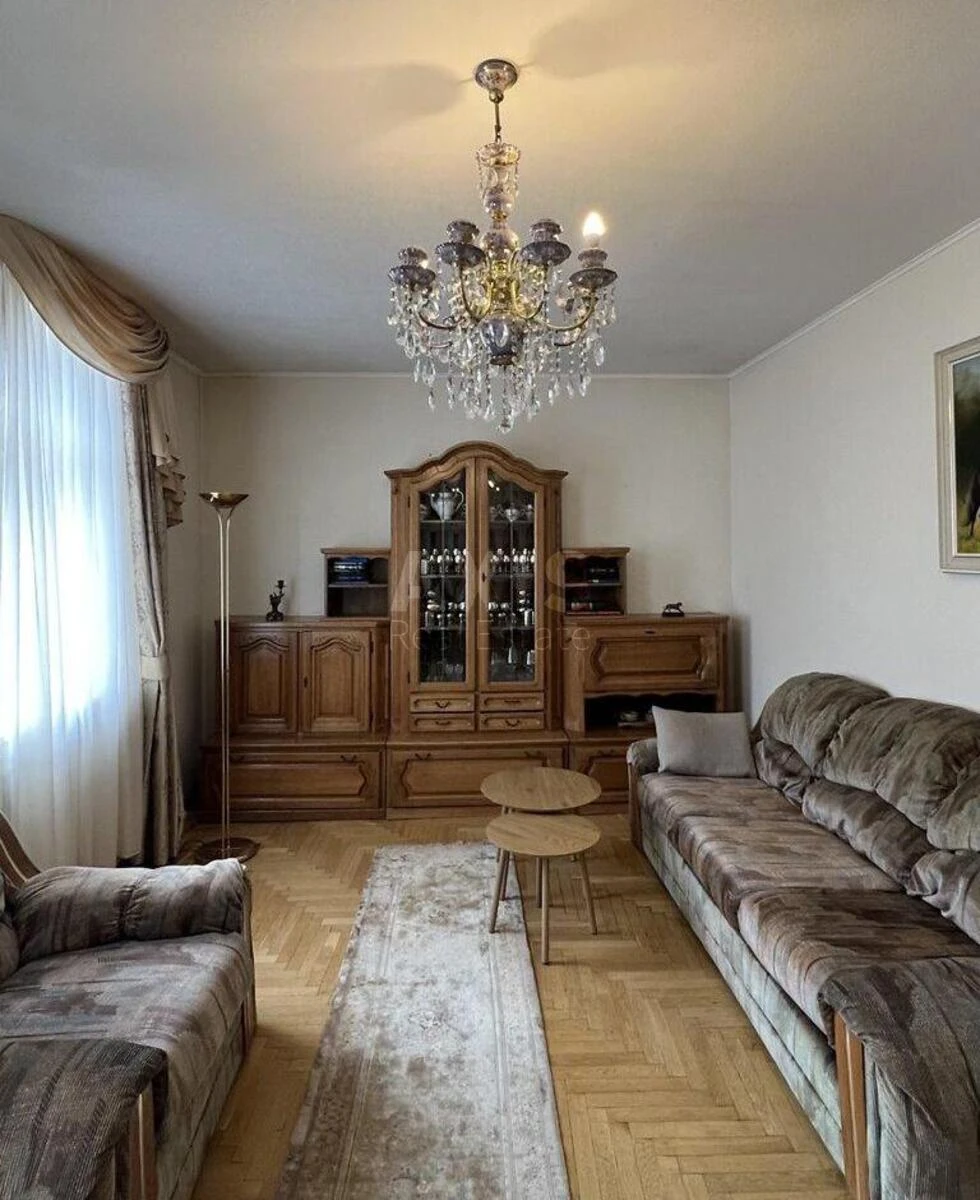 Дoм ул. Паустовского, 486м2, город Киев630772