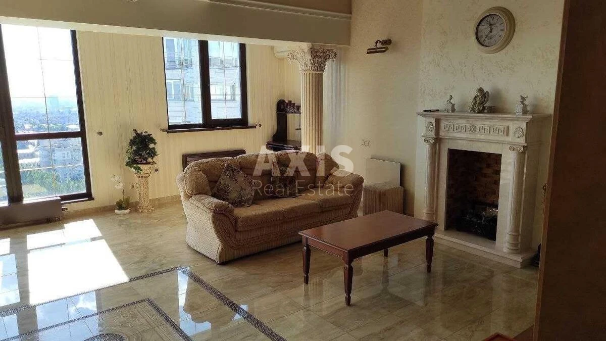 4k apartment vul. Garmatna 1626743