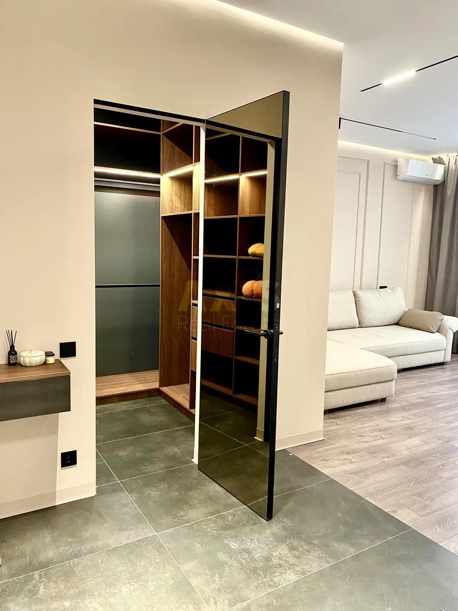 2к квартира ул. Антоновича 103673597