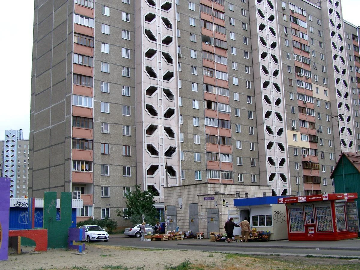 2к квартира ул. Ахматовой Анны 16В6899415