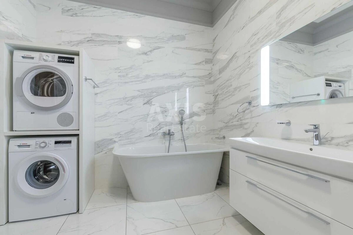 3k apartment uzv. Klovs'kyj 7А710059