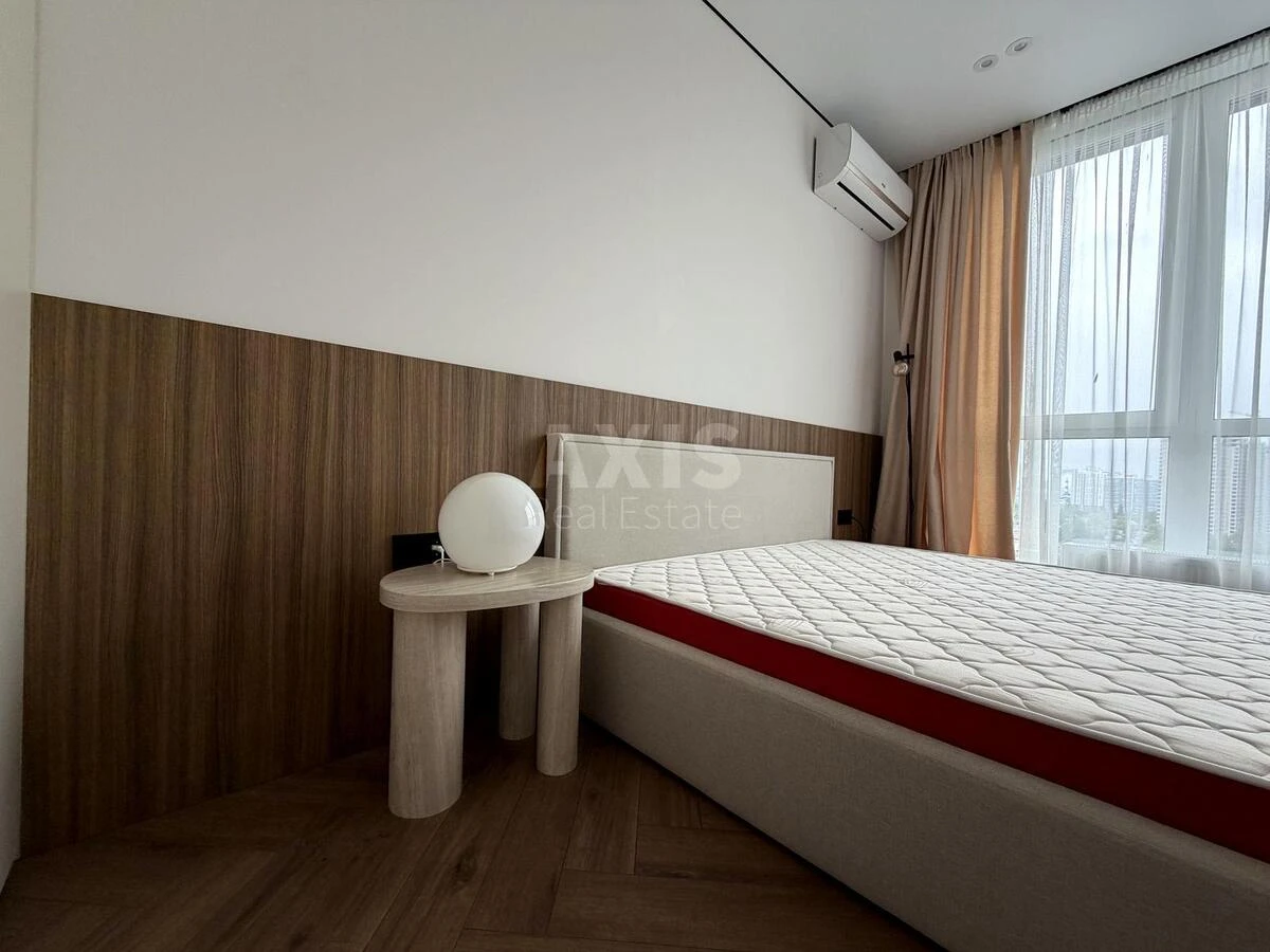 1k apartment nab. Dniprovs'ka 15К6940713