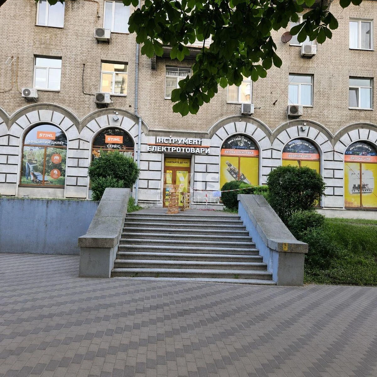 Trade object pr-t Povitryanykh Syl 14/17, 350m2698283