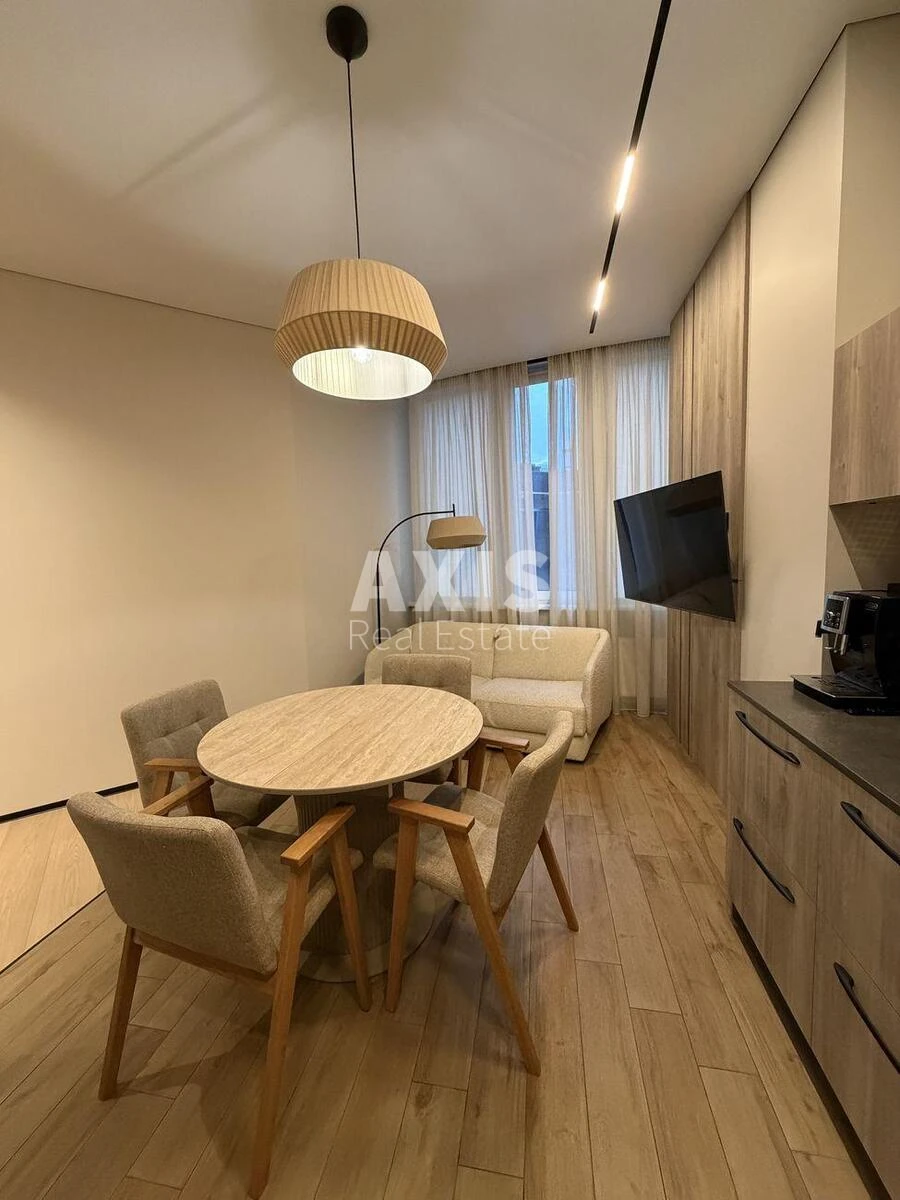 2k apartment vul. Vasylya Tyutyunnyka 37/1696731
