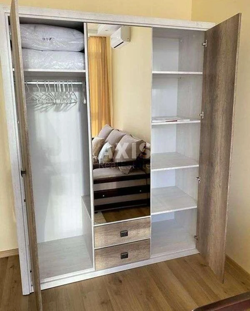 1к квартира ул. Предславинская 42249896