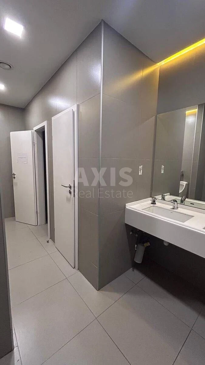 Office pl. Sportyvna 1А, 958m26895315