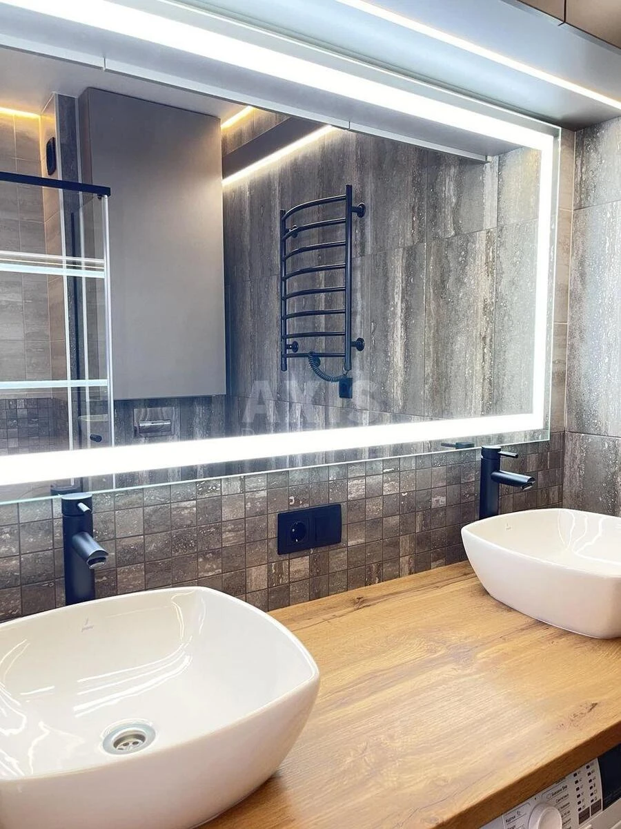 2k apartment nab. Dniprovs'ka 20А7097615
