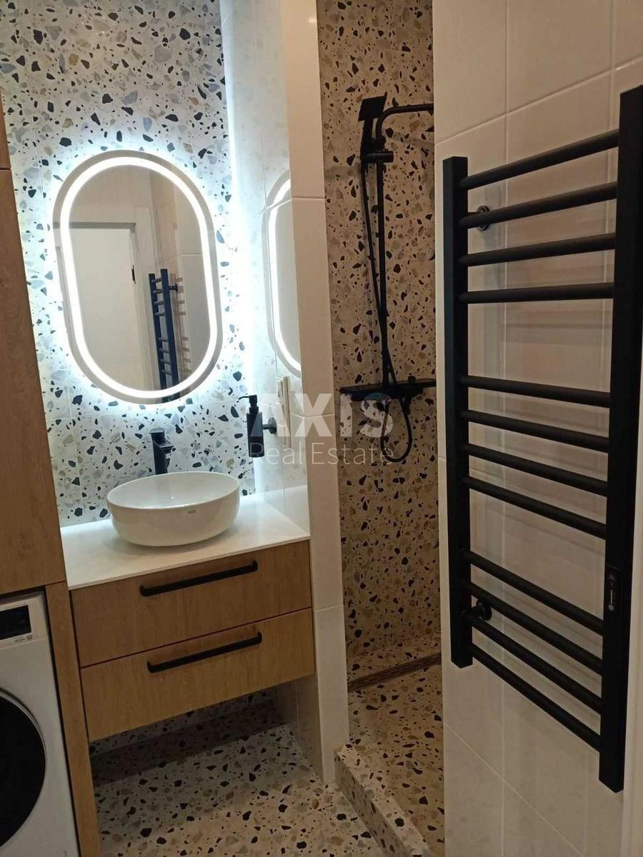1k apartment vul. Saljutna 2Б466001