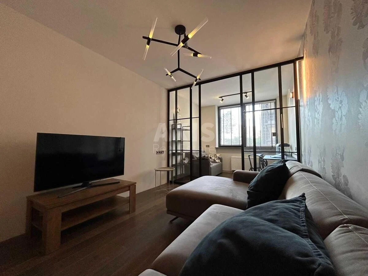 4k apartment vul. Antonovycha 747107710