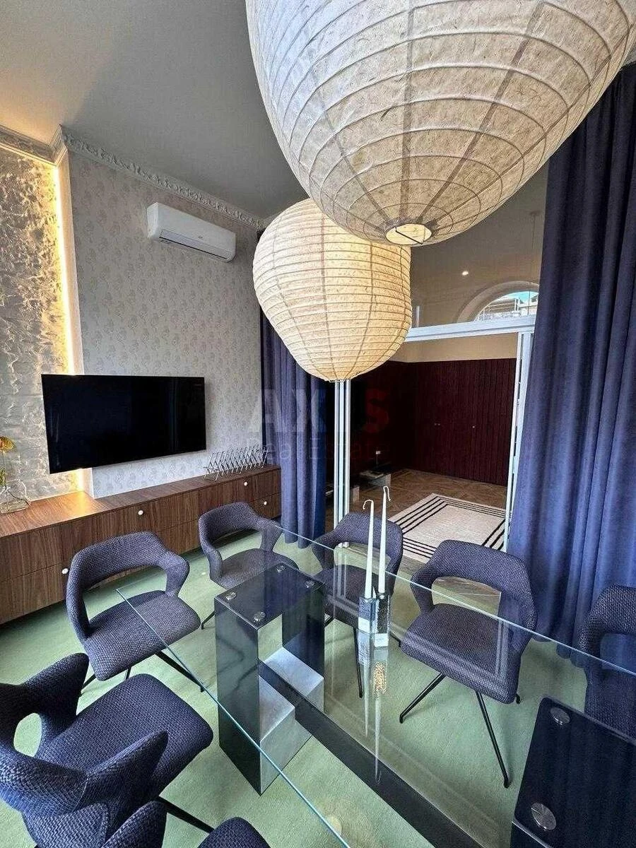 Office vul. Rustaveli Shota 15Б, 135m2689585