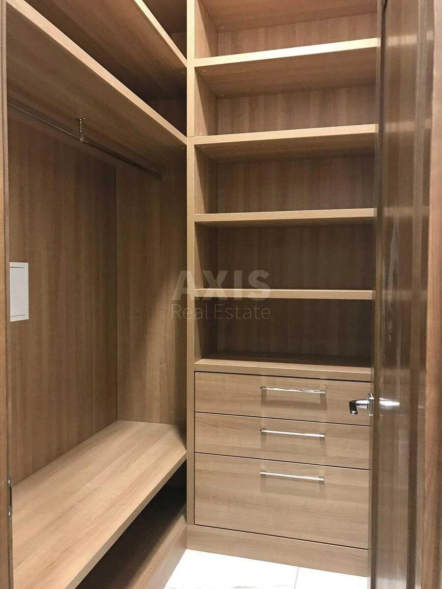 3k apartment uzv. Klovs'kyj 7А7100512