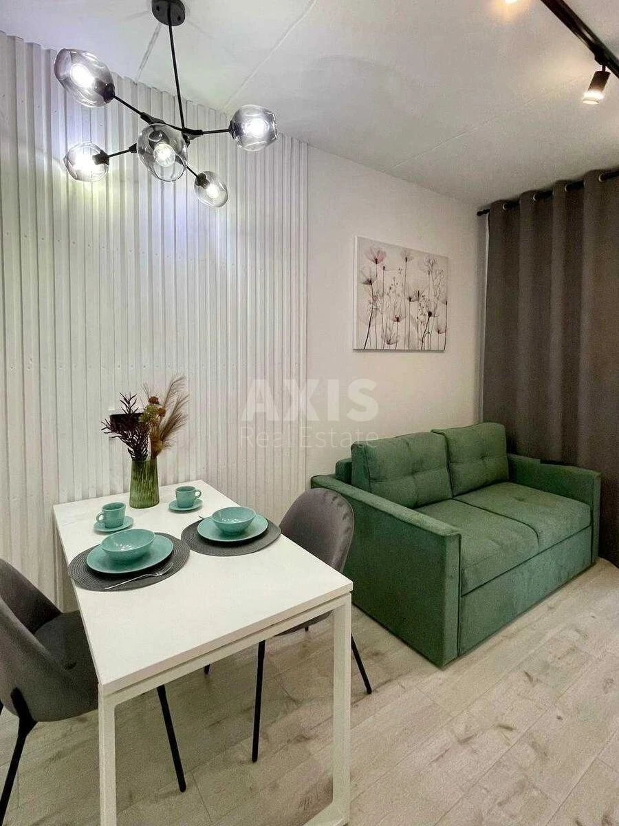 1k apartment vul. Saljutna 2Б709982