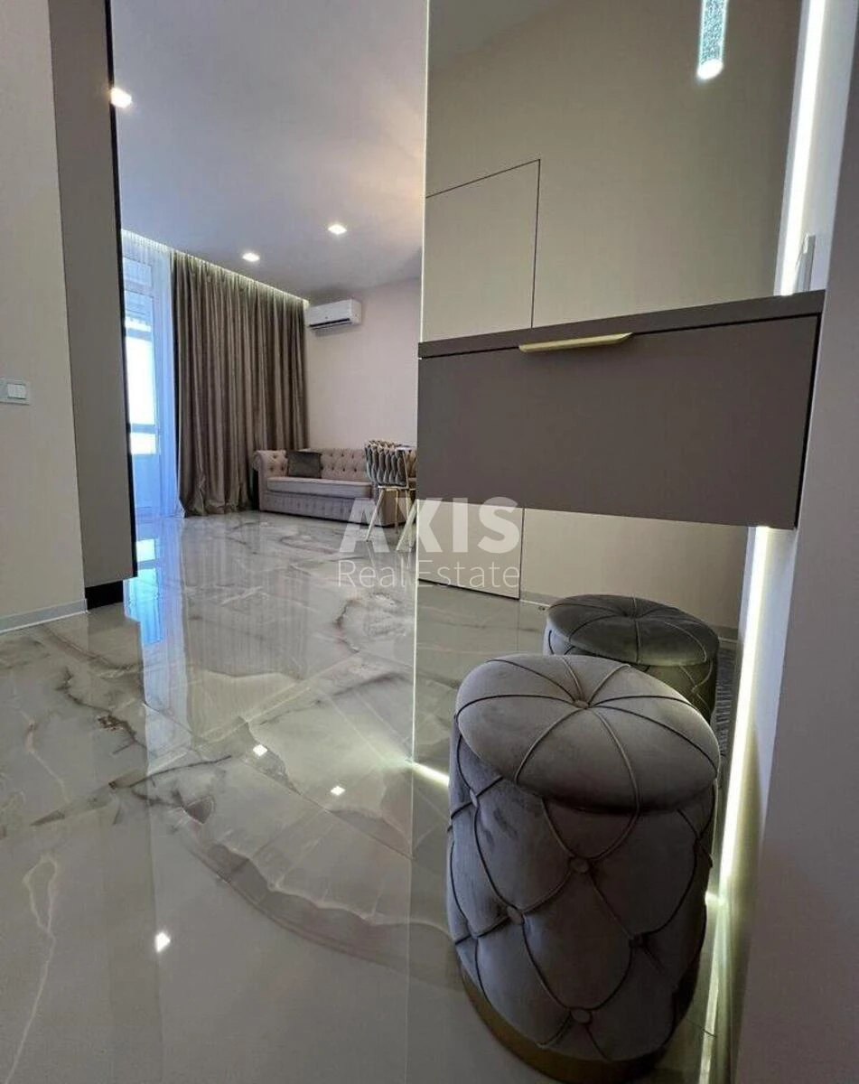 1к квартира ул. Братьев Шеметов 8695748