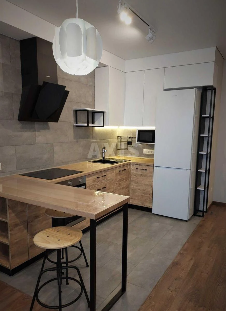 1k apartment vul. Sverstjuka Jevgena 4709681