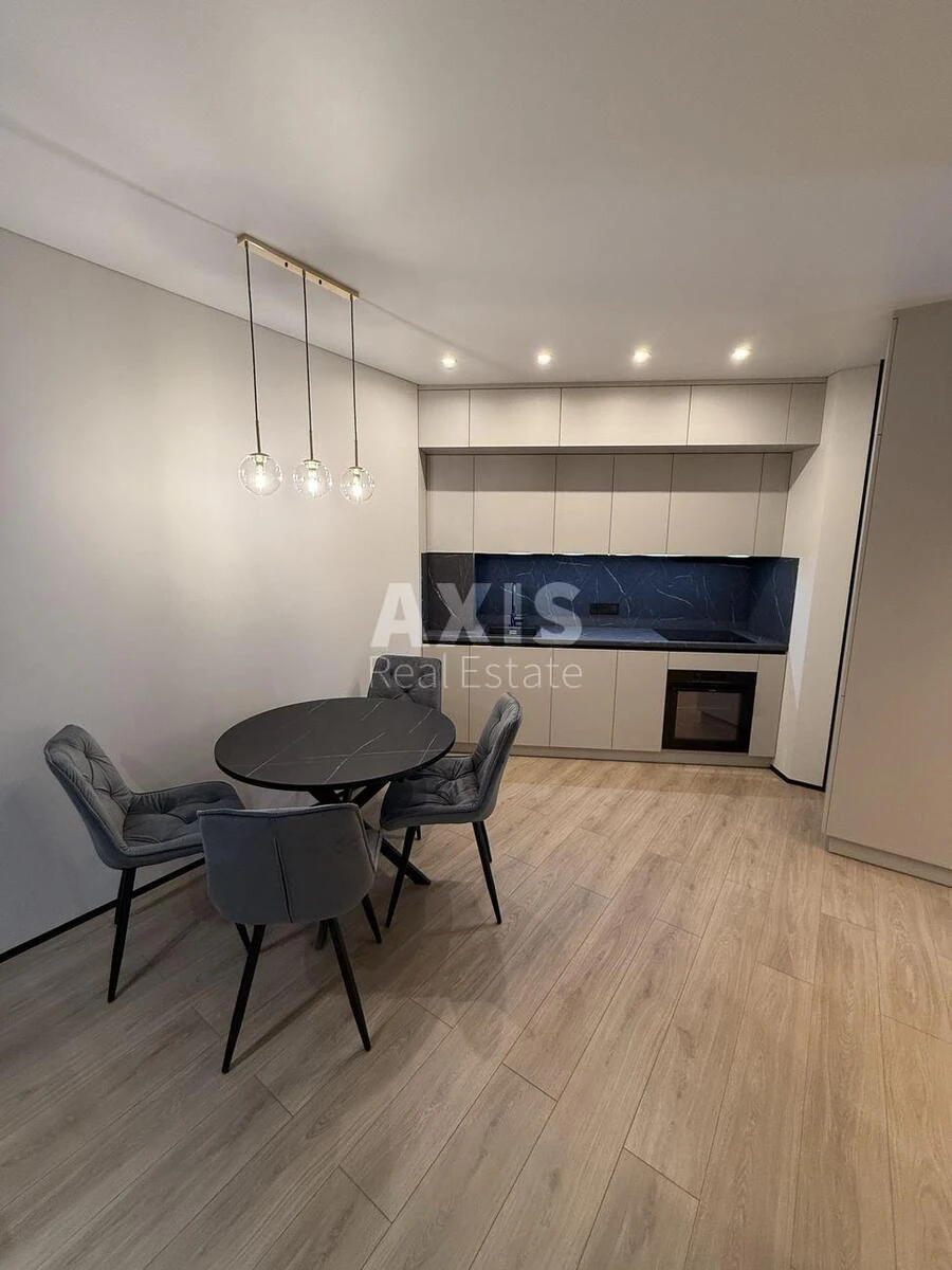 1k apartment pr-t Berestejskij 11B679610