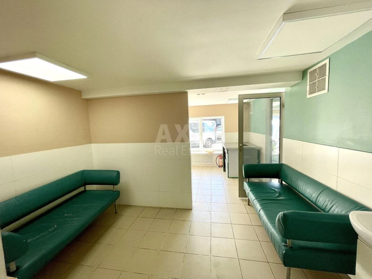 Trade object pr-t Lobanovs'kogo 4, 220m2694575