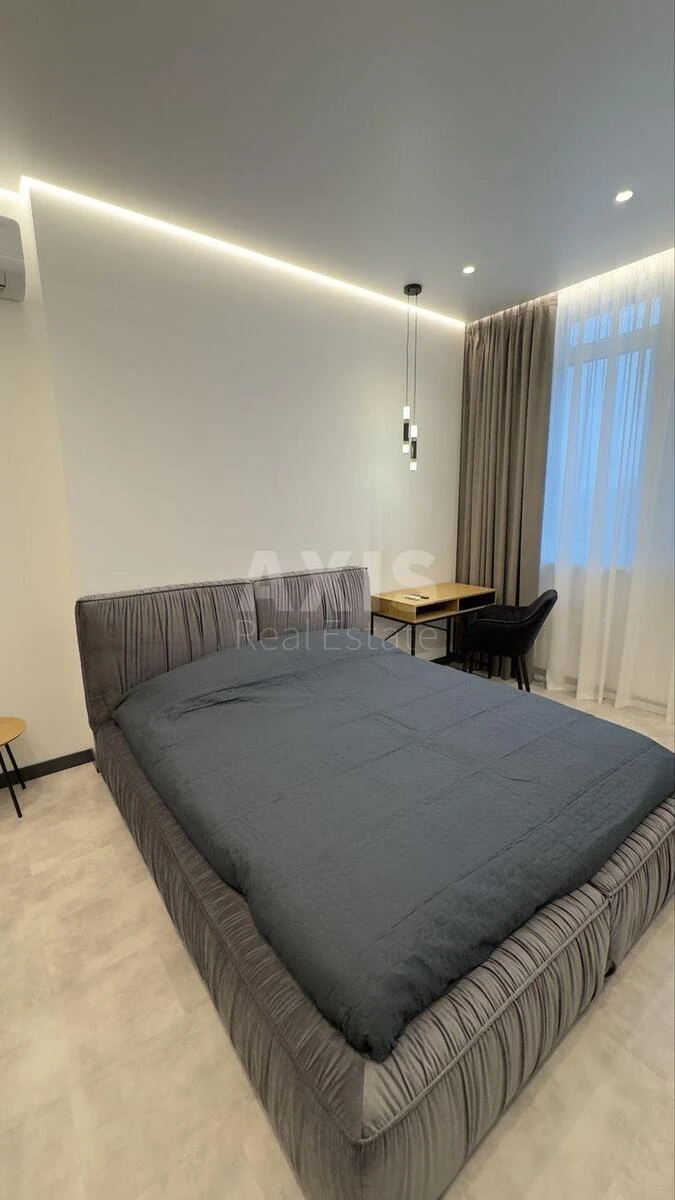 1k apartment pr-t Berestejskij 11Б6851912