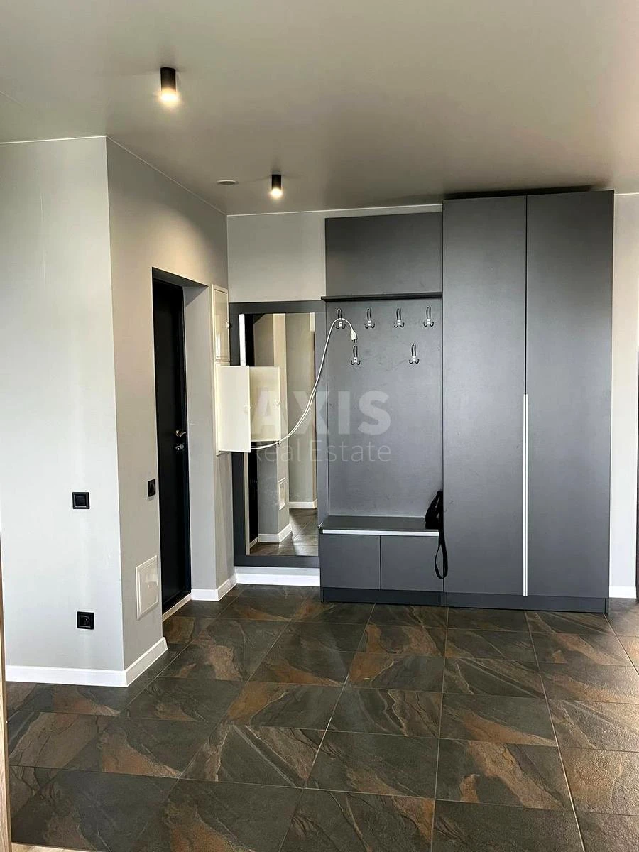 3k apartment vul. Radchenka Petra 107040410