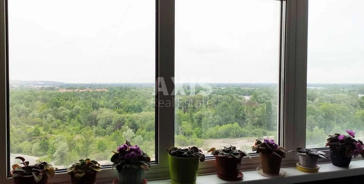 4k apartment vul. Pivnichna 254515