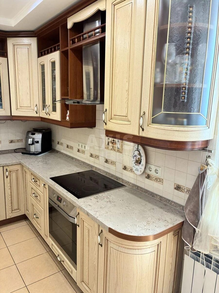 2k apartment vul. Boryspil's'ka 6708000