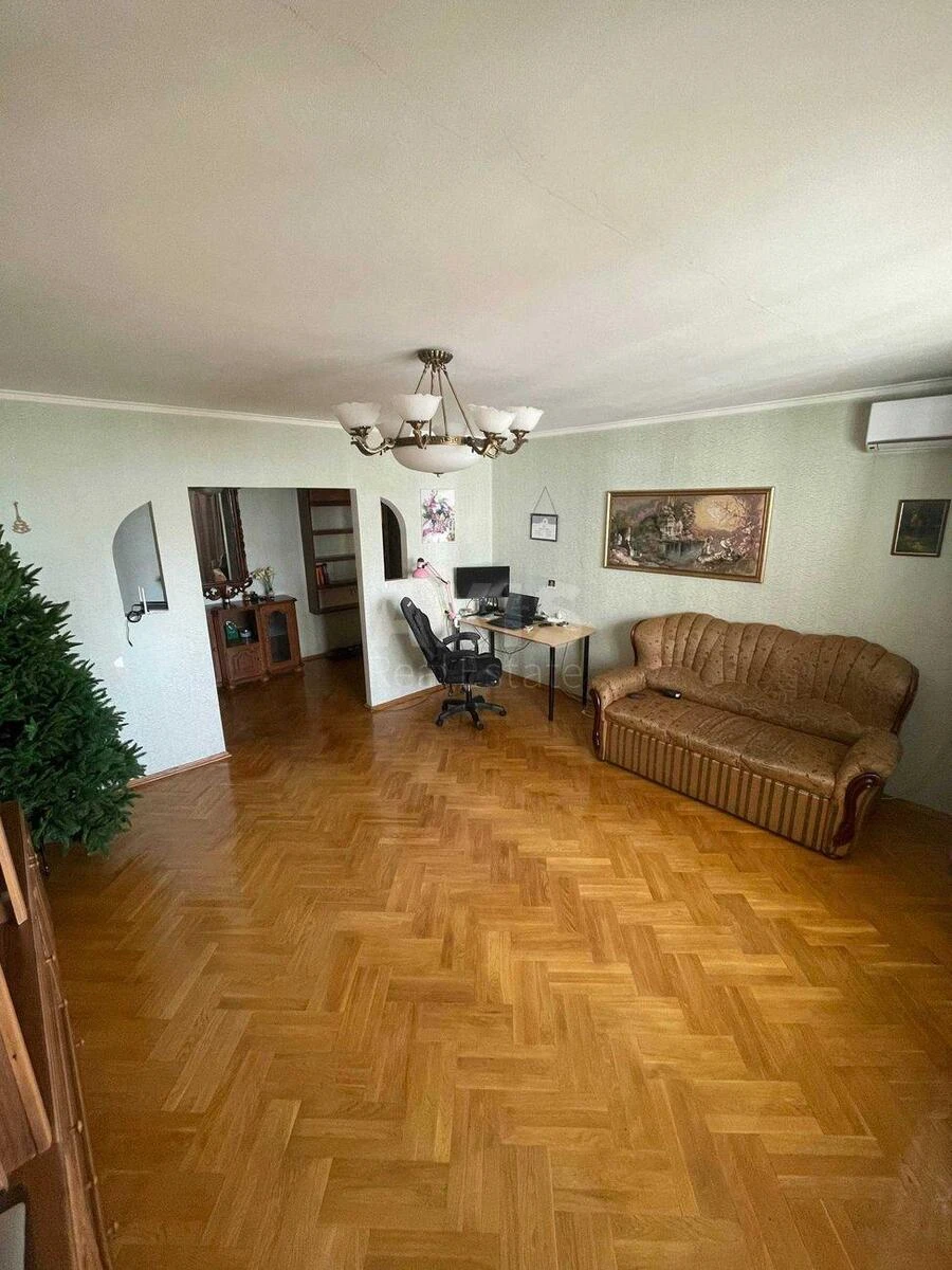 3к квартира ул. Левко Лукьяненко 13А695425