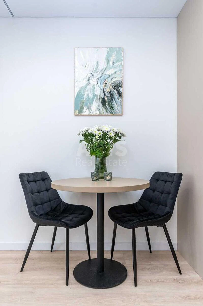 1k apartment vul. Revuc'kogo 52711467