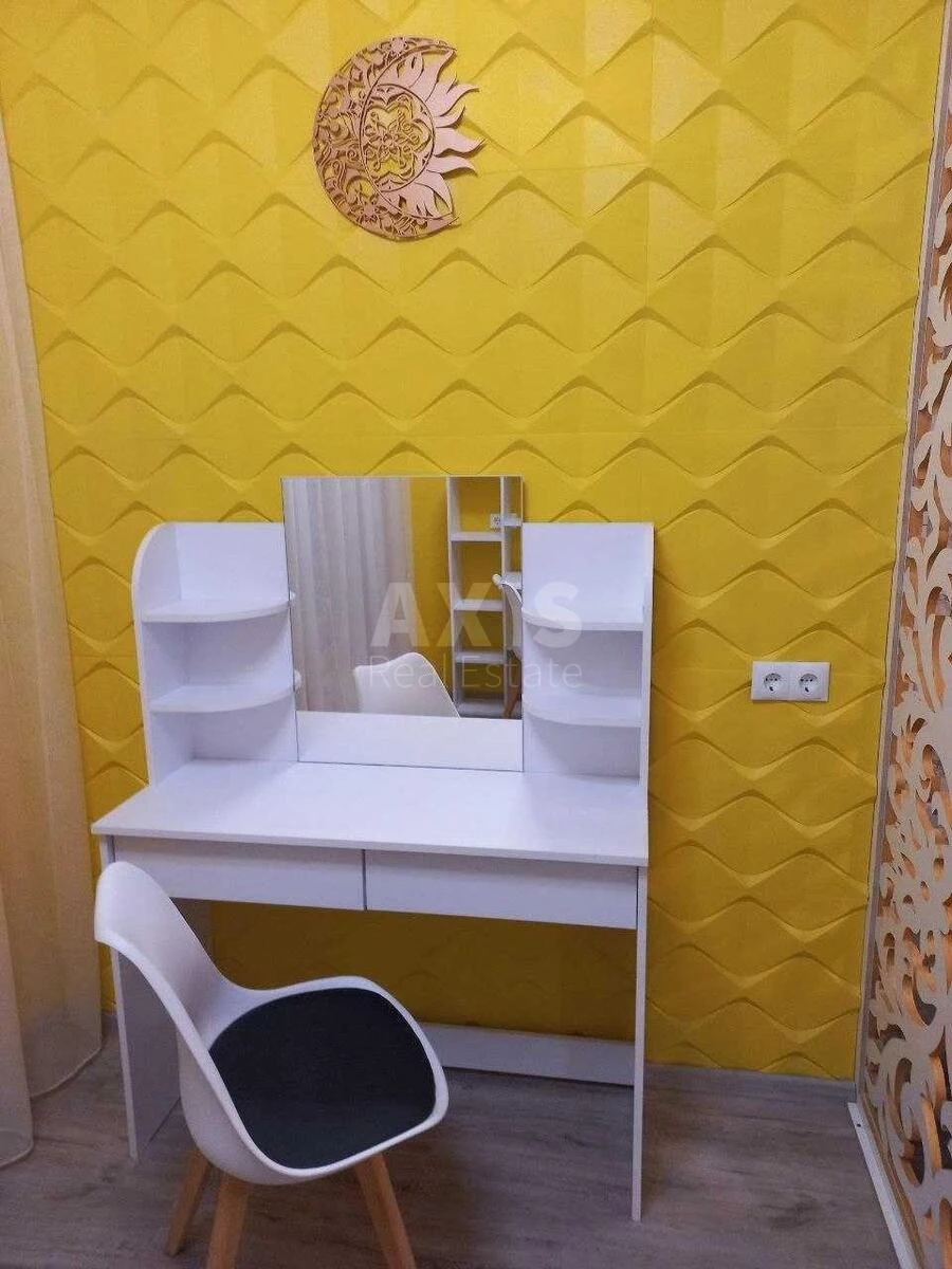 1к квартира пр-т Берестейский 67711598
