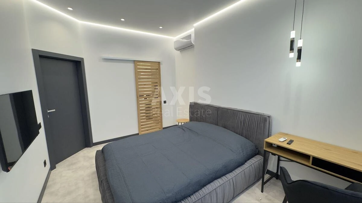 1k apartment pr-t Berestejskij 11Б6851913