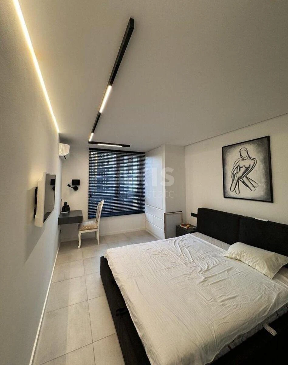 3k apartment vul. Glybochyc'ka 73691115