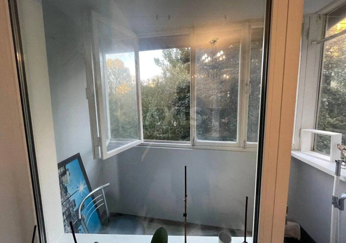 3k apartment vul. Vyshgorods'ka 47Б707048