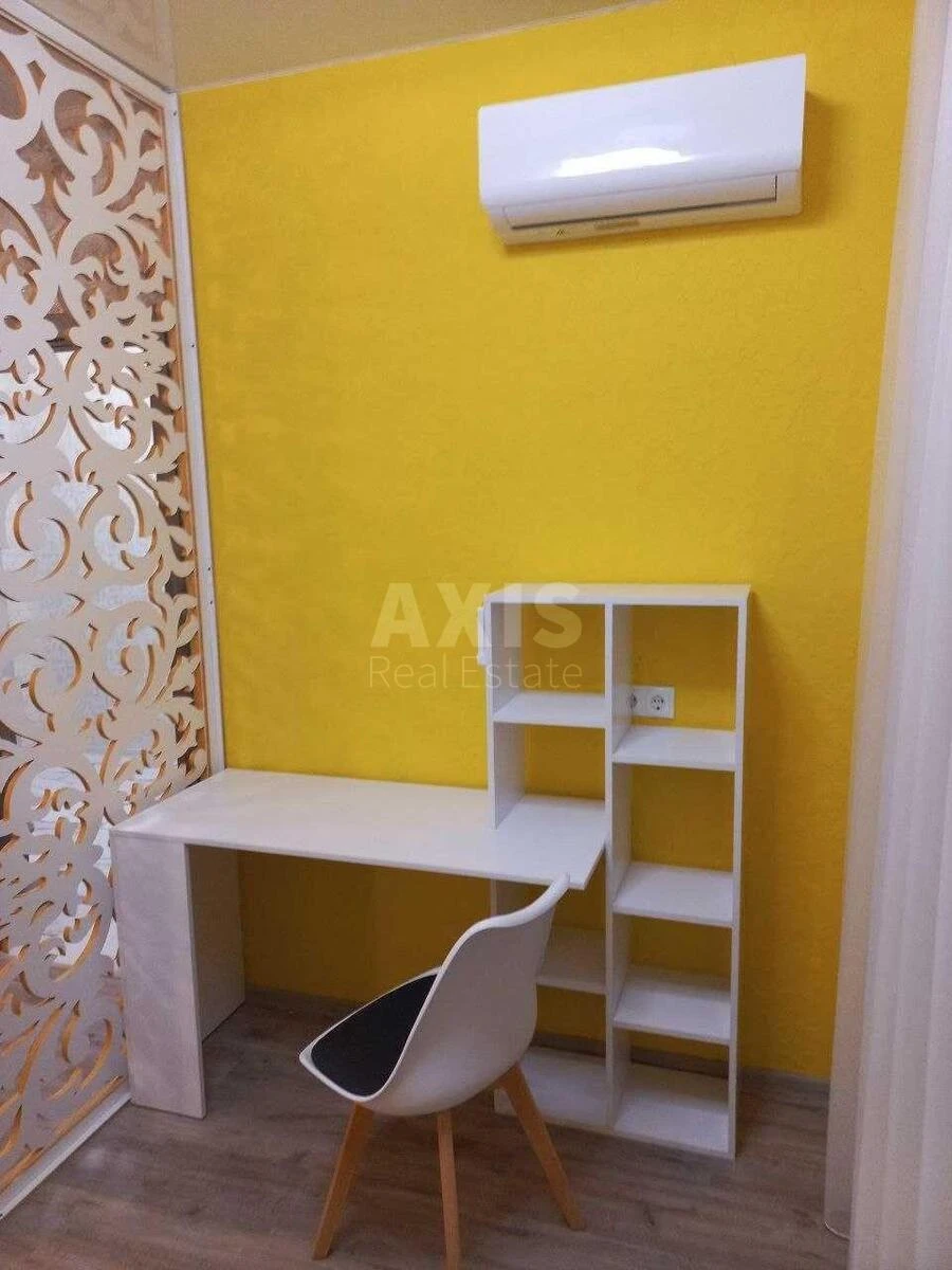 1к квартира пр-т Берестейский 67711599
