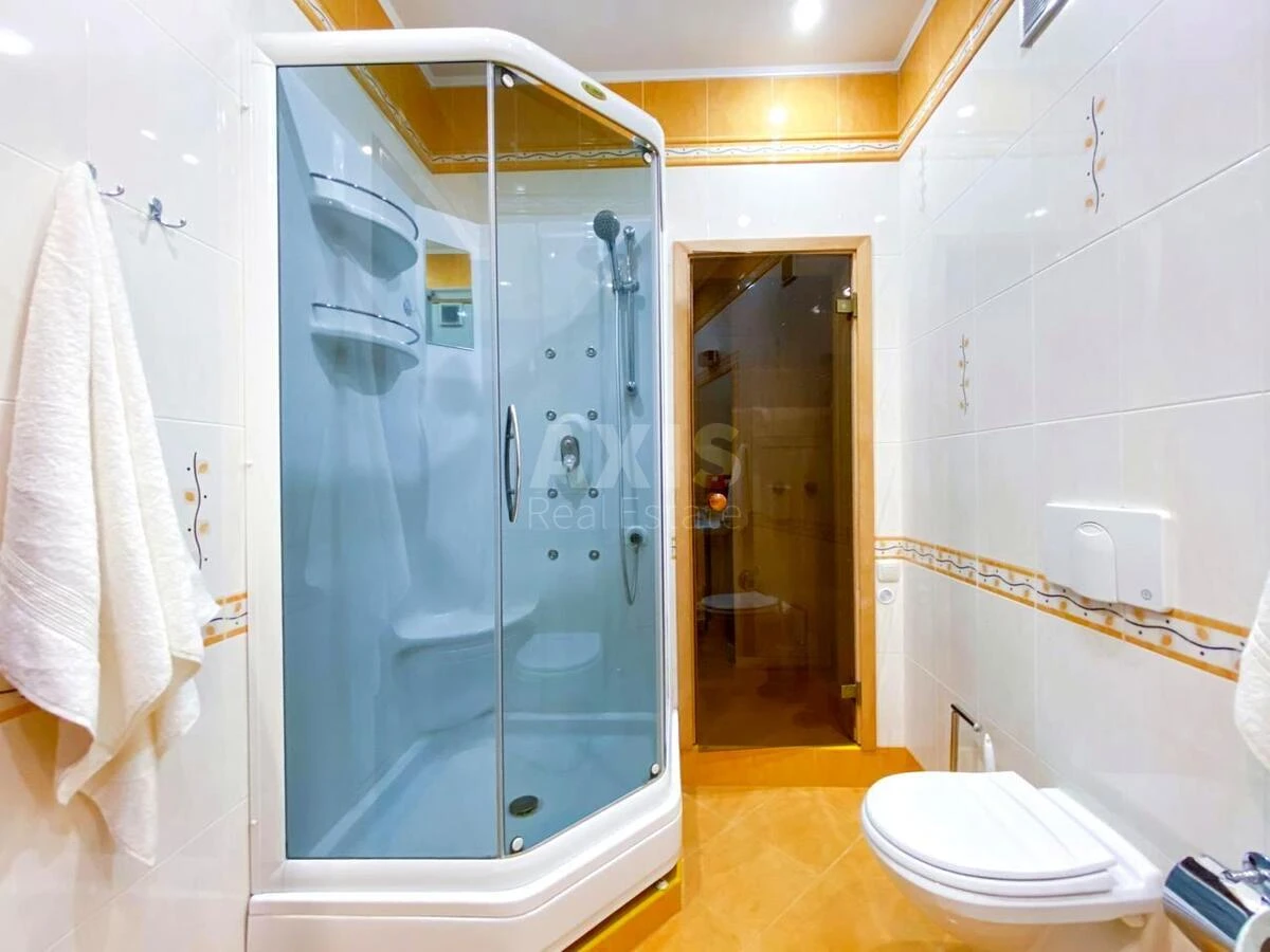4k apartment vul. Hmel'nyc'kogo Bogdana 80702469