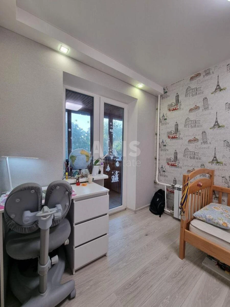 4к квартира ул. Рональда Рейгана 20684748