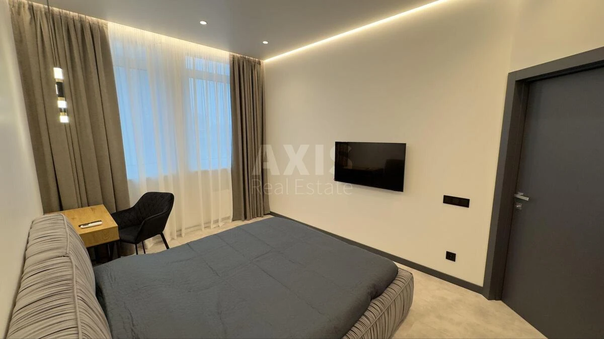 1к квартира пр-т Берестейский 11Б6851914