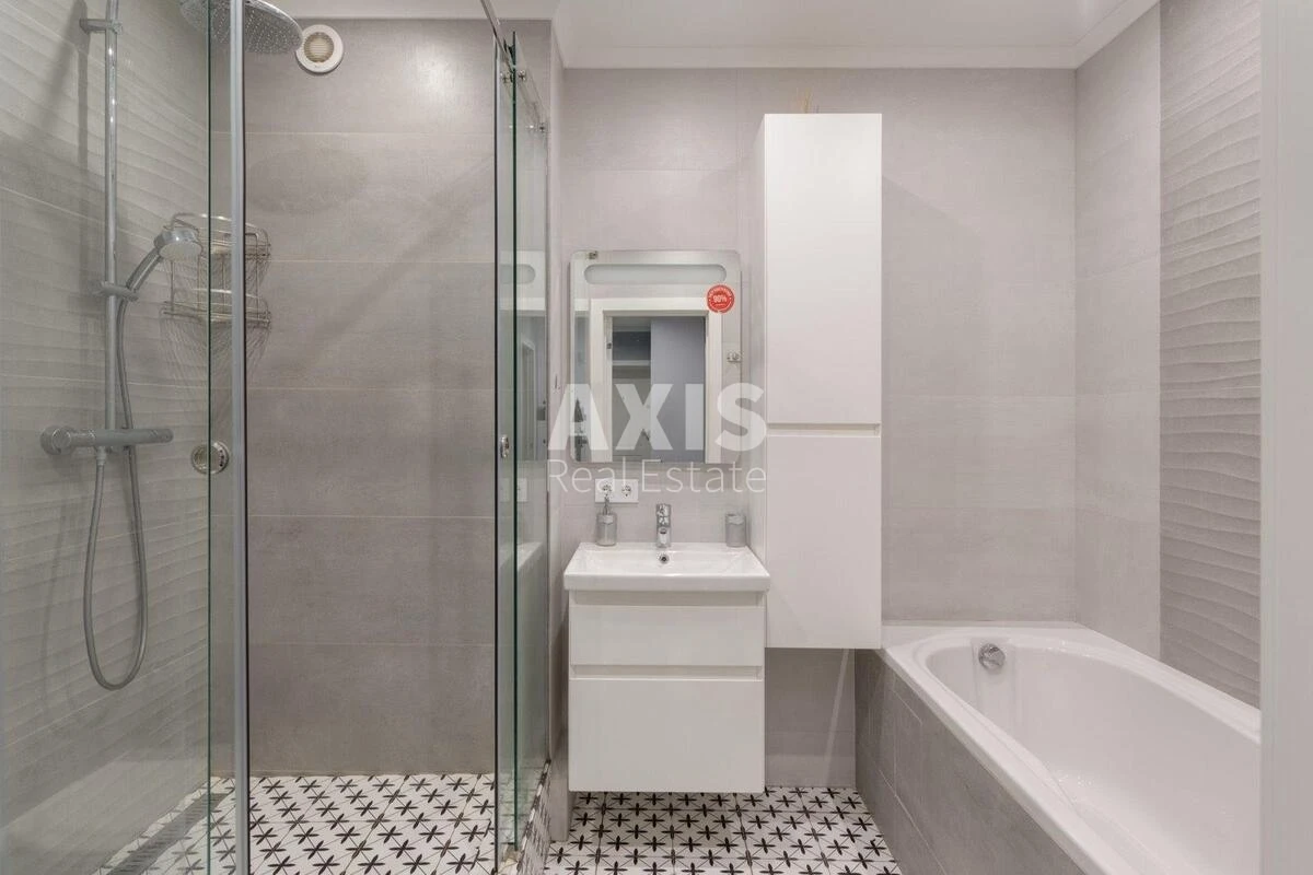 1k apartment vul. Radystiv 306357212