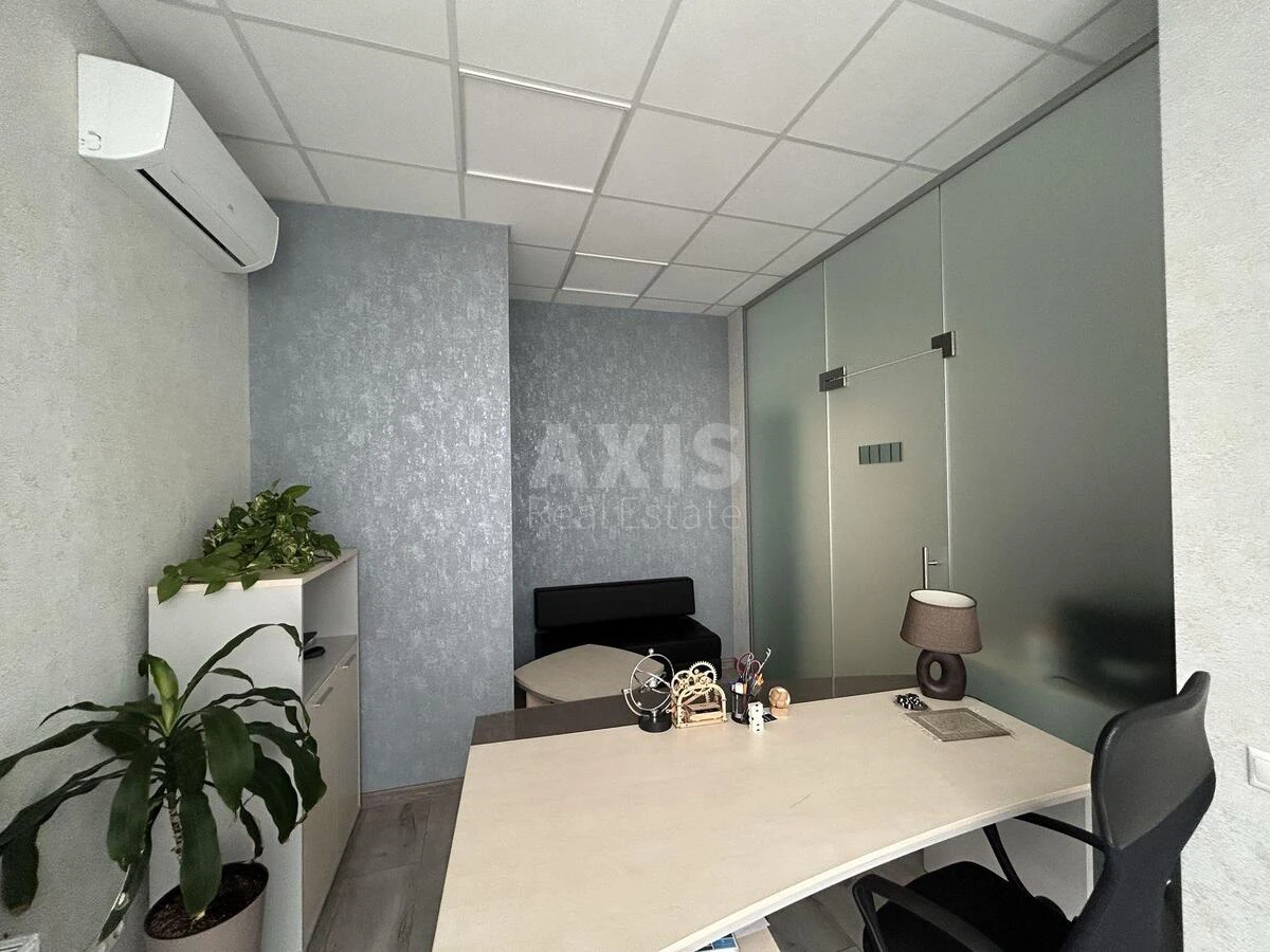 Office vul. Mykil's'ko-Slobids'ka 3Б, 175m27121611