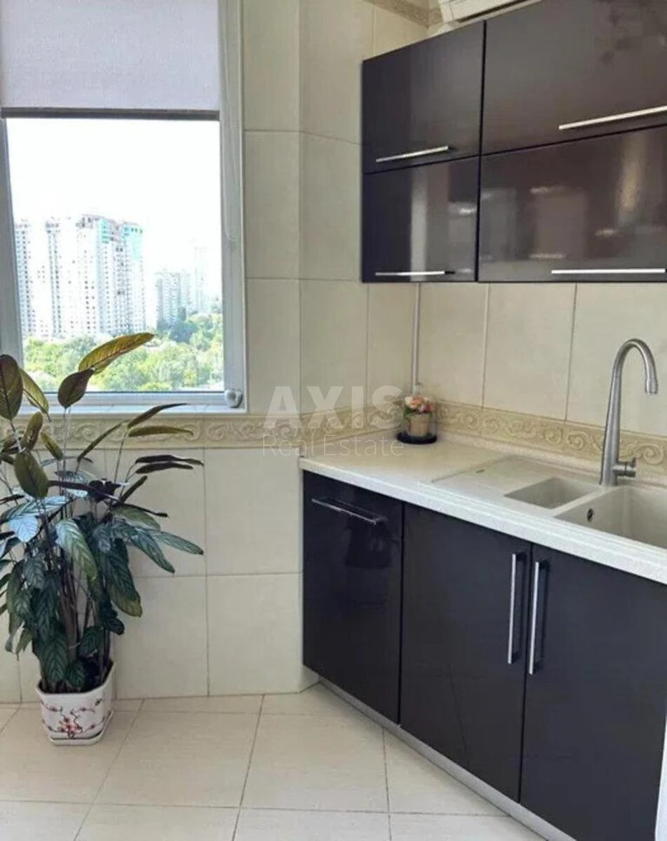 3k apartment pr-t Grygorenka Petra 5688760