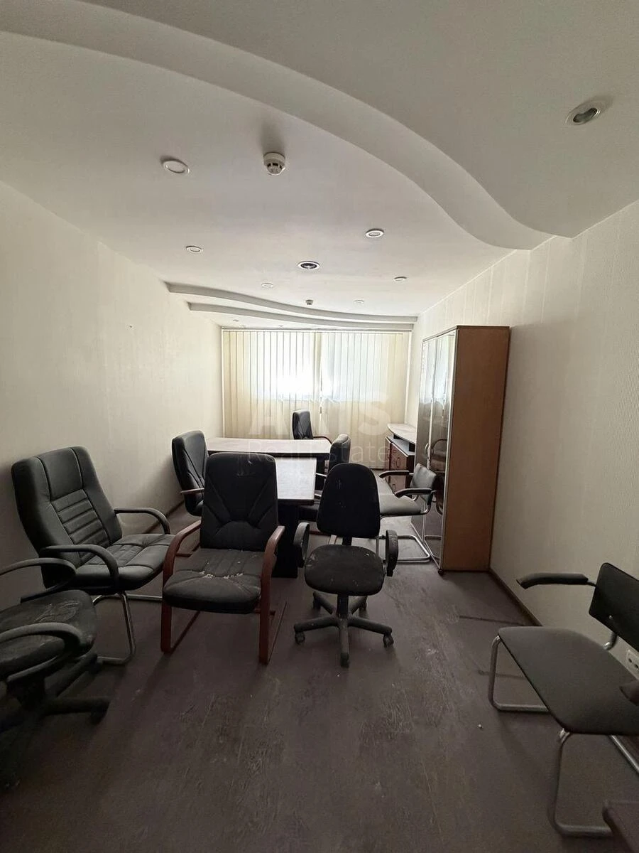 Office vul. Instytuts'ka 16, 94m2698391