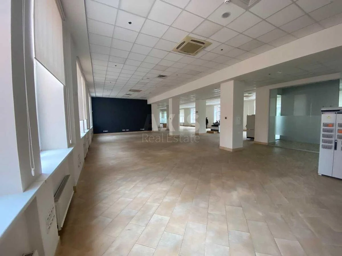 Trade object vul. Glybochyc'ka 17, 650m2683800