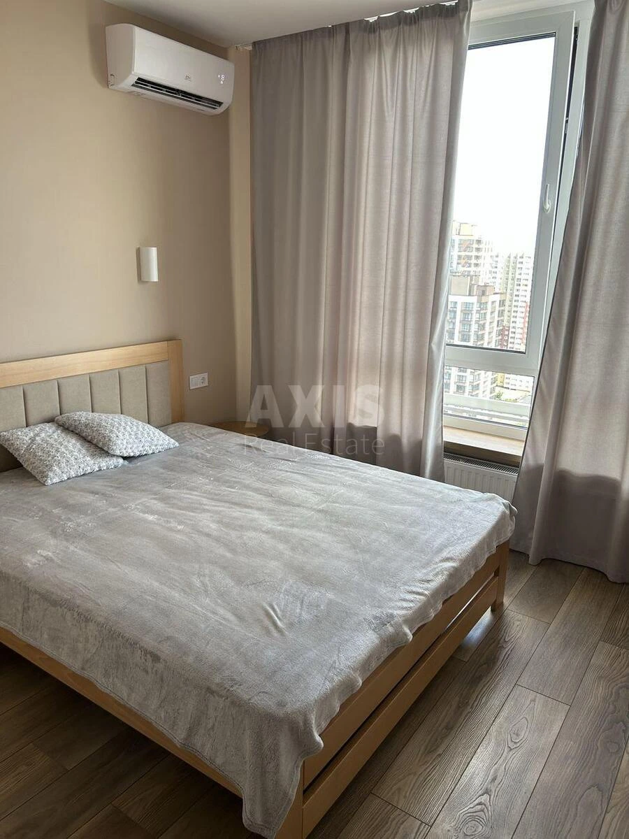 1к квартира ул. Александра Олеся 9А711096