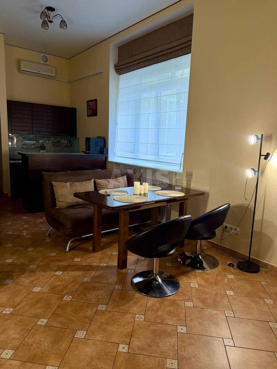 3k apartment vul. Hmel'nyc'kogo Bogdana 10706795