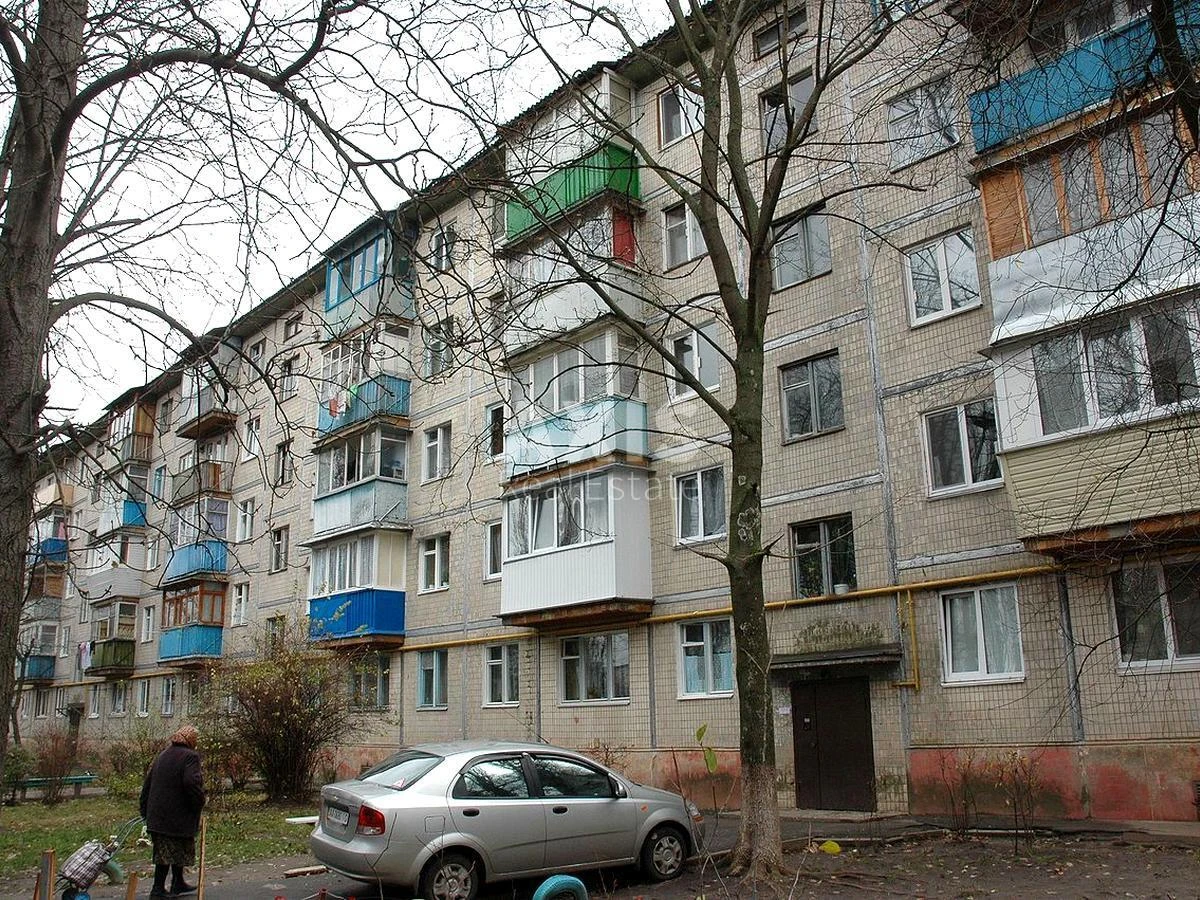 1k apartment vul. Mriyi 17B7016412