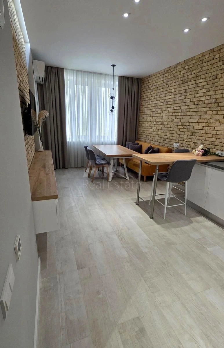 3k apartment vul. Truskavec'ka 8688929