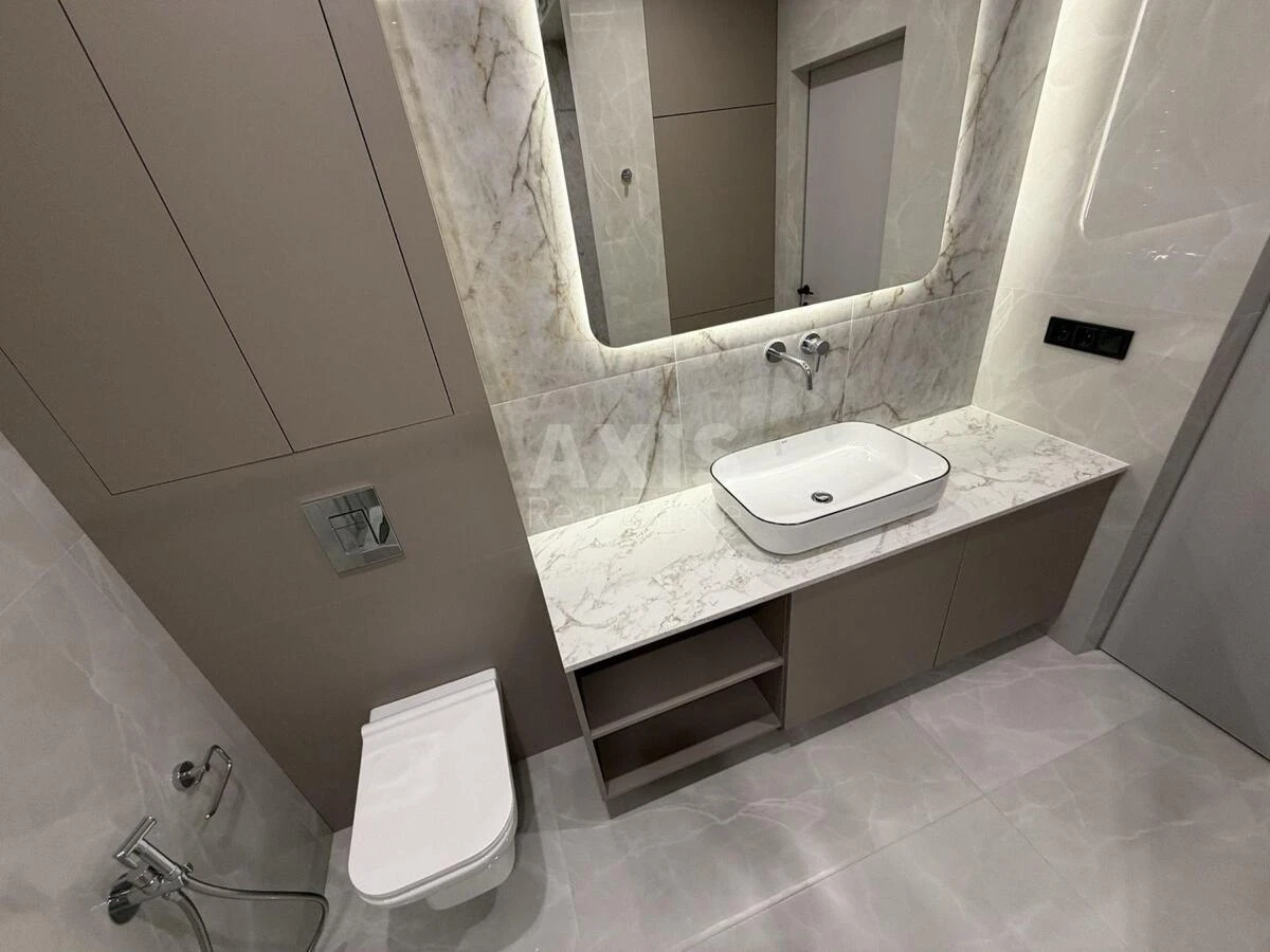 2к квартира ул. Причальная 12694219