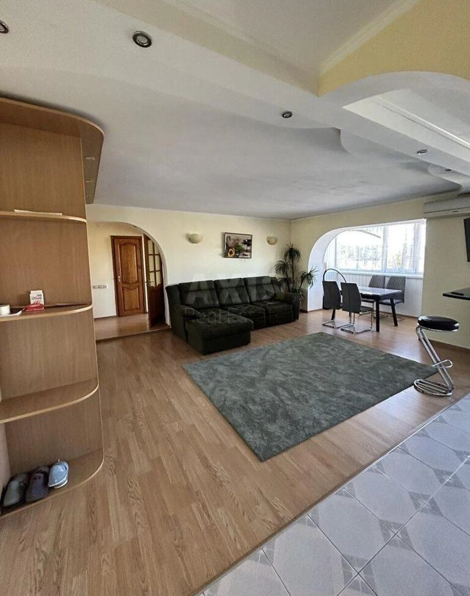 3k apartment vul. Novopyrogivs'ka 31697531