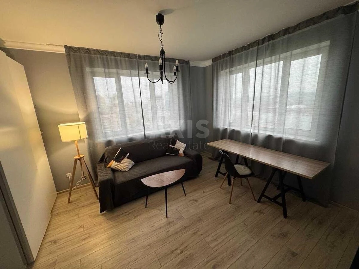 3k apartment vul. Panel'na 6701471